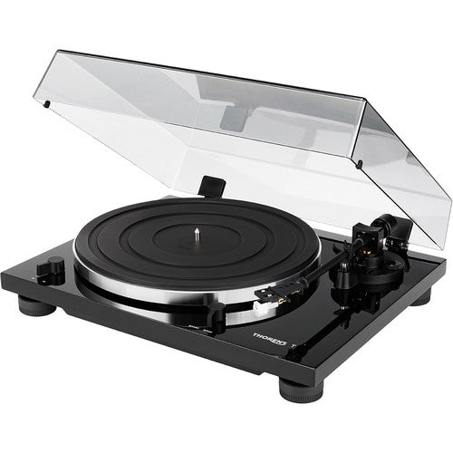 THORENS TD 201 Manual Two-Speed Turntable with Built-In Preamp